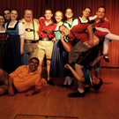 # Titelbild _091_ Die Schuhplattler sind ein lustiger Haufen.JPG