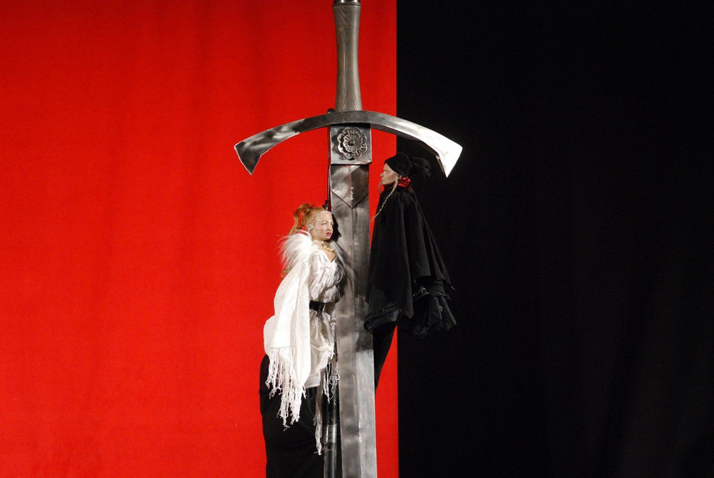 brunhild6.jpg