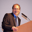 BK_IB Diploma Coordinator Steve Bavaro machte die Ero__ffnungsansprache.jpg