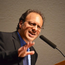 BK_IP Diploma Coordinator Steve Bavaro hielt eine feurige Ansprache.jpg