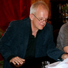 Johannes Grabher liest Herbert Riedmann.JPG