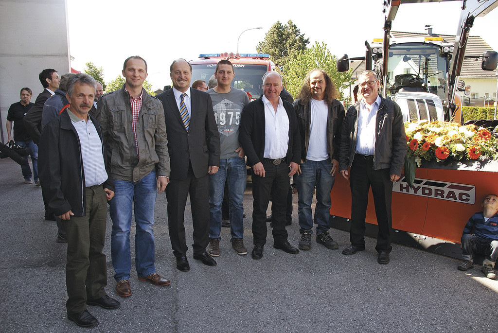 Feuerwehr_Bauhof_Fahrzeugweihe_2014-05-18_DSC04156.jpg