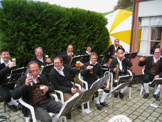 Auftritt Bierblosn Pfaenderdohle _12__jpg-1271598463