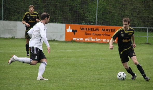 Maeder - Hoechst 010 100_jpg-1271618517