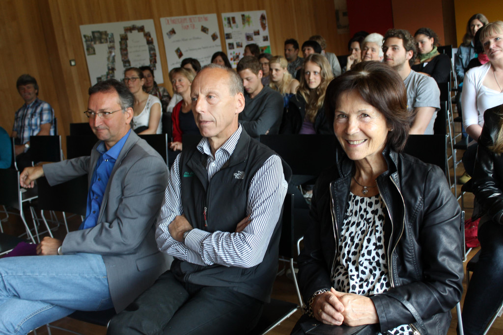 Eltern u_ Gemeindevertreter.JPG