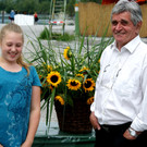 18 Kunstkenner Werner Kopf mit Enkelin Tabea.JPG