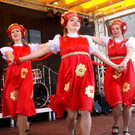 29 T__nze vom Verein Russinka.JPG