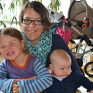 DSC_0190 Eva mit Sophia und Theo.JPG