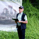 01 Josef Kr__utler kennt die Burg wie seine Westentasche.JPG
