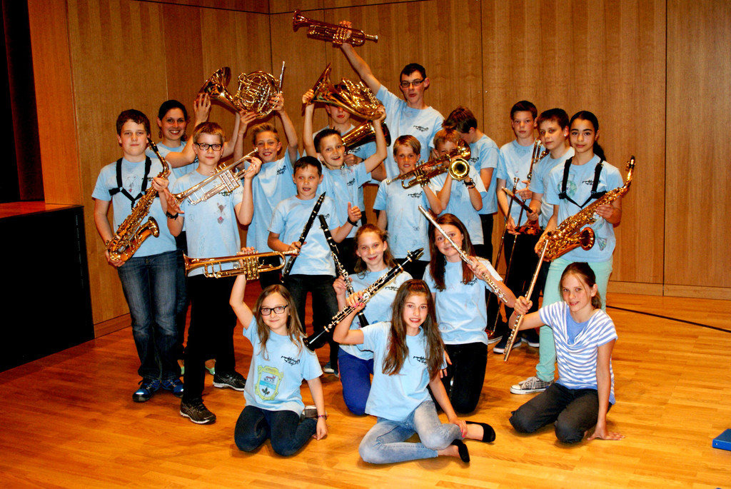 # Titelbild Vorhang auf f__r die Mini Harmonists.JPG