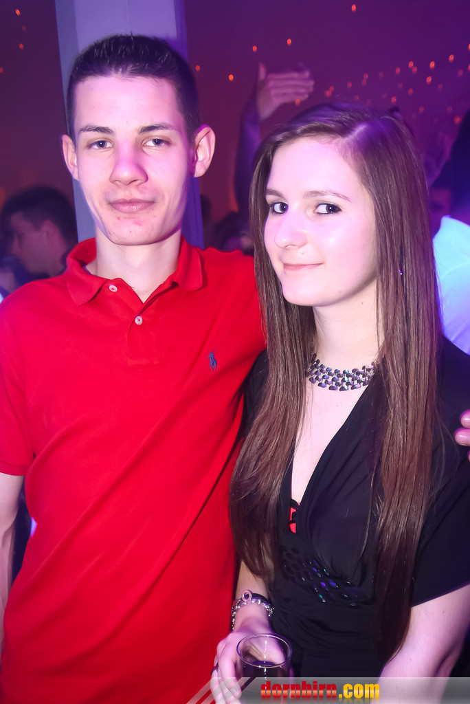 13706867.jpg