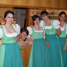Damen - Tourismusfachschule.JPG