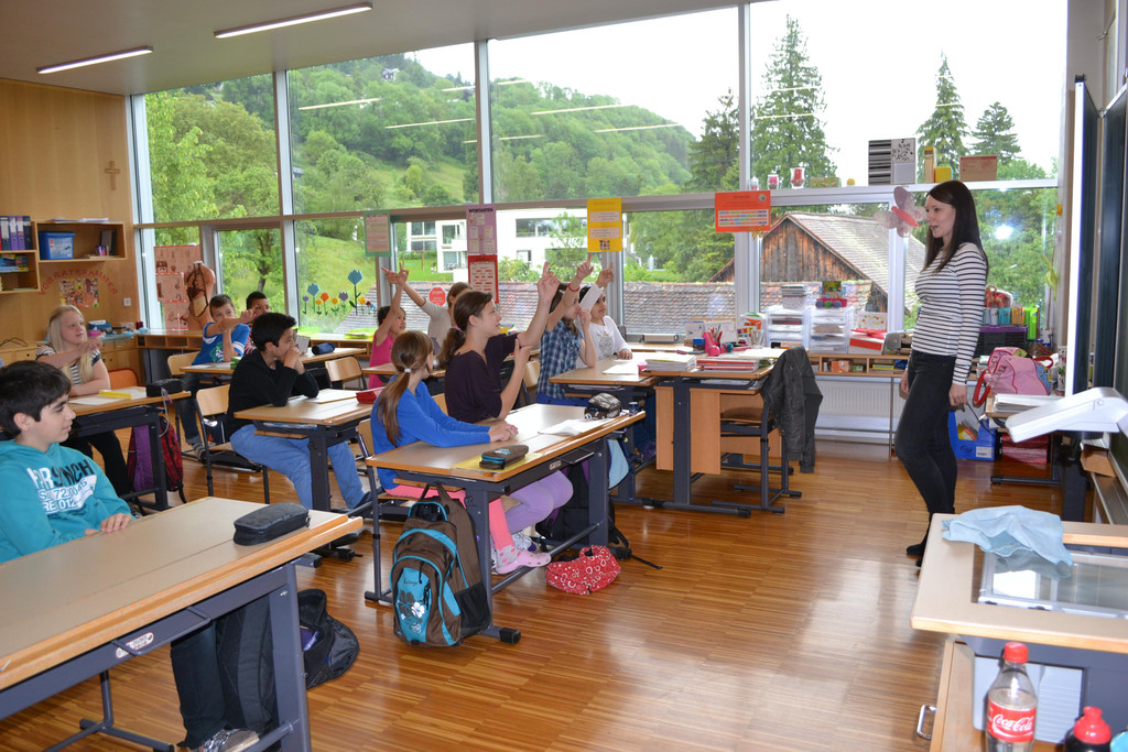 DSC_0015 Lehrerin Jennifer Benedikt wird eine Ganztagsklasse __bernehmen.JPG