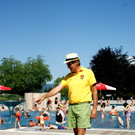01 Hier sprang der kleine Junge ins Wasser.JPG