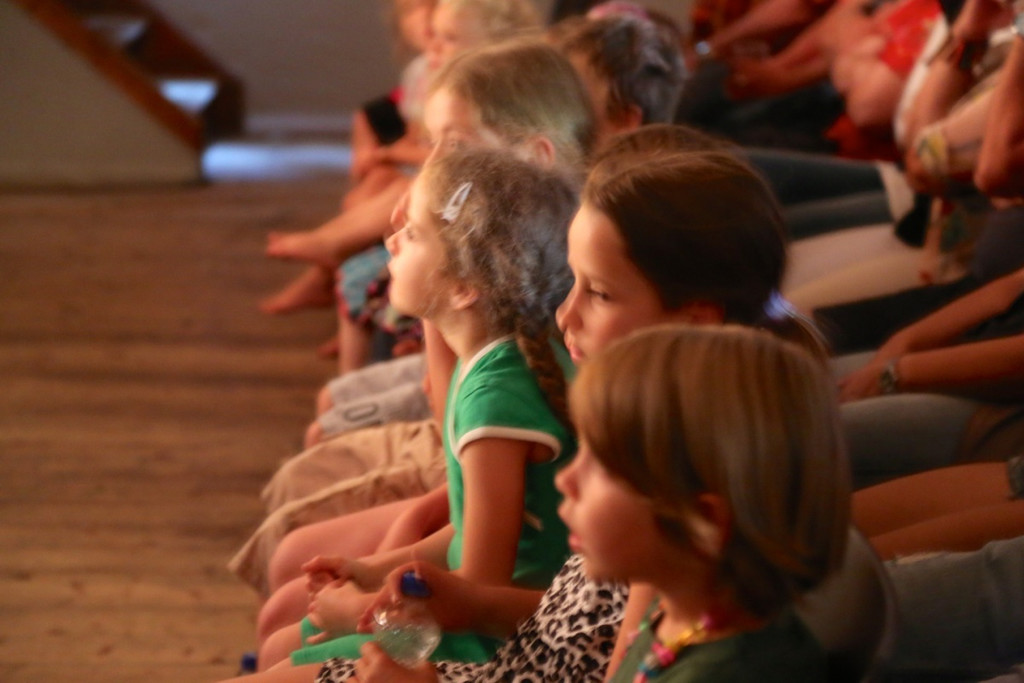KOE_Kindertheater Goefis 11.jpg
