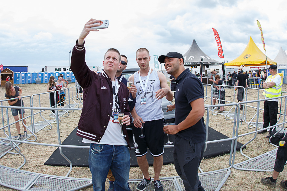 besucher - camping tag 2 - nova rock 2014 - florian wieser -2.jpg