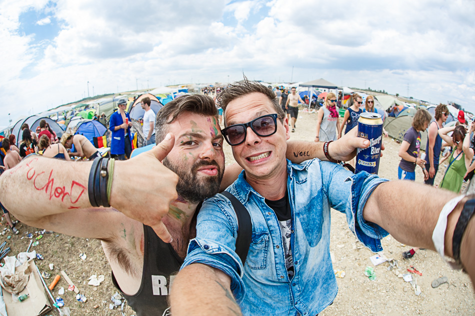 besucher - camping tag 2 - nova rock 2014 - florian wieser -30.jpg