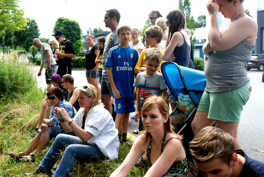 Warten auf die Entenschar.JPG