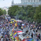 423087552-1.jpg
