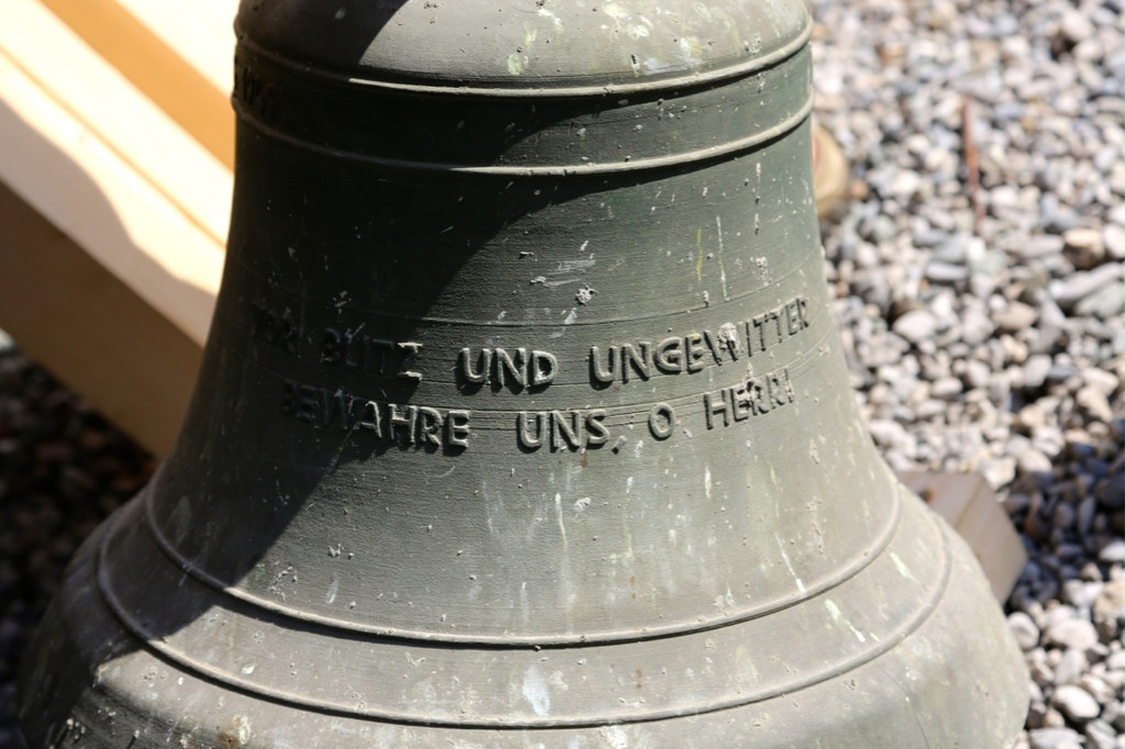 KOE_Neue Glocke Bangs im Turm 20.jpg