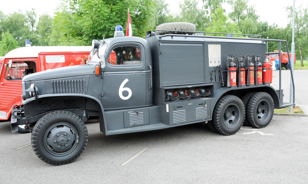 Feuerwehr-Oldtimer 20-06-2014 8.jpg