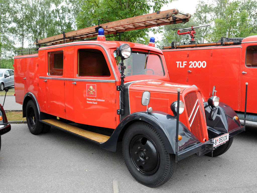 Feuerwehr-Oldtimer 20-06-2014 23.jpg