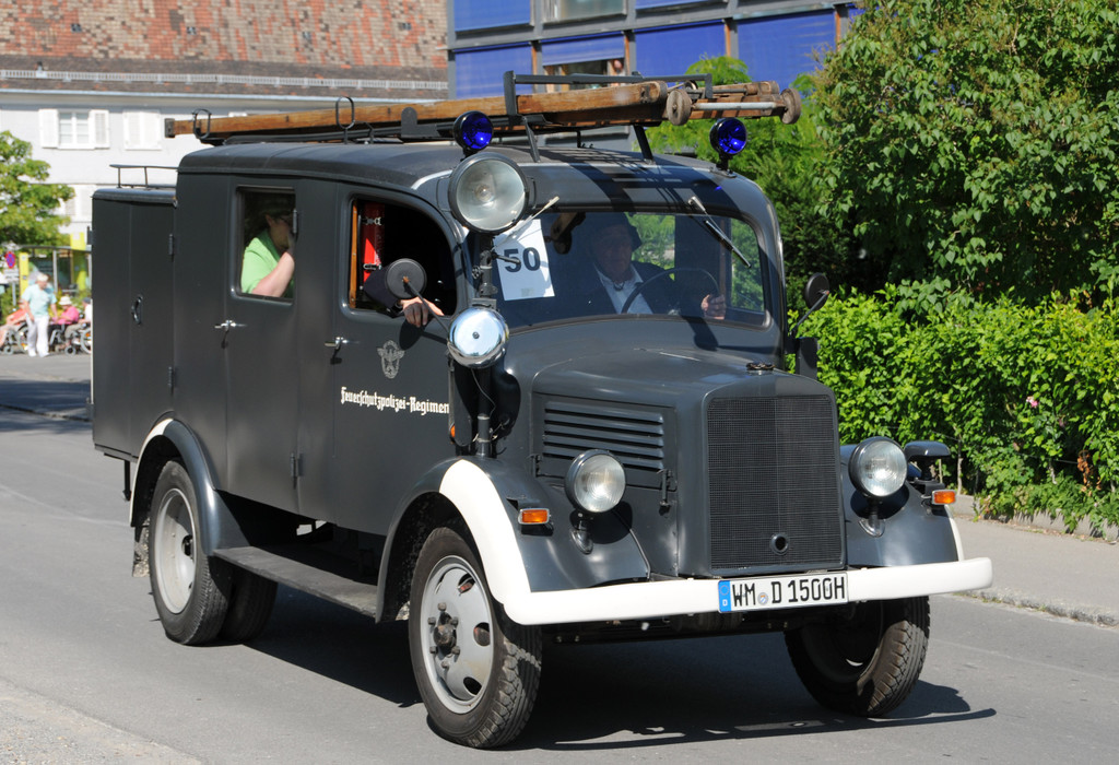 Feuerwehr-Oldies_Umzug 21-06-2014 72.jpg