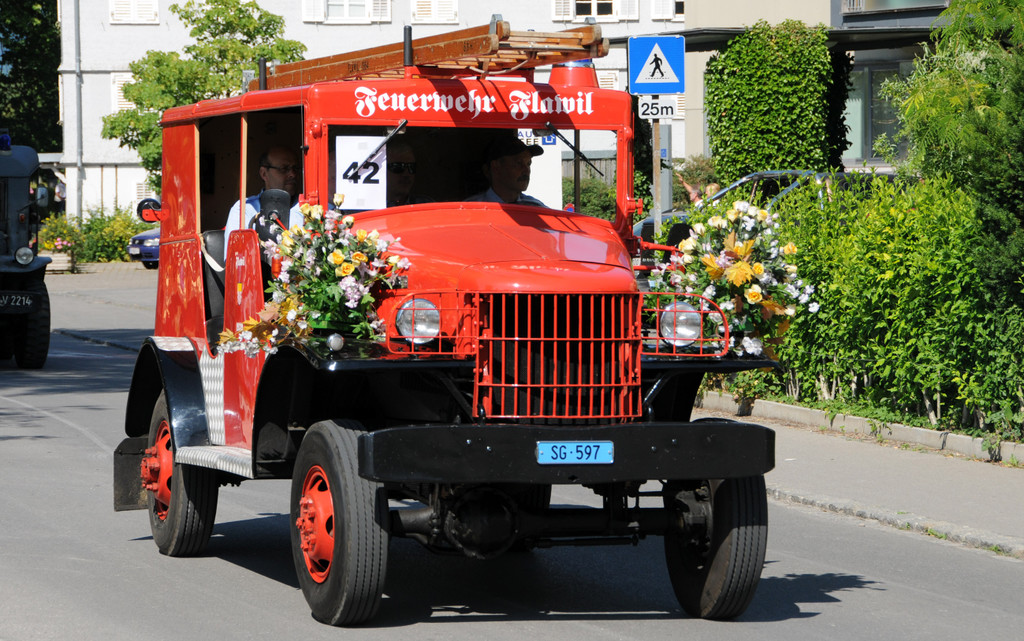 Feuerwehr-Oldies_Umzug 21-06-2014 74.jpg
