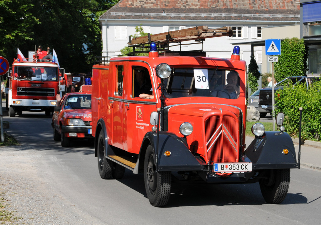 Feuerwehr-Oldies_Umzug 21-06-2014 78.jpg