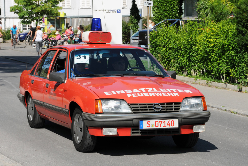 Feuerwehr-Oldies_Umzug 21-06-2014 80.jpg