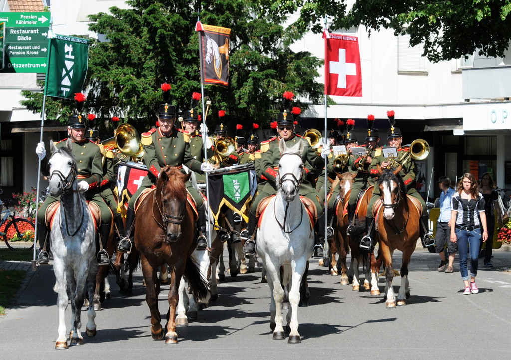 Feuerwehr-Oldies_UmzugT 21-06-2014 22.jpg