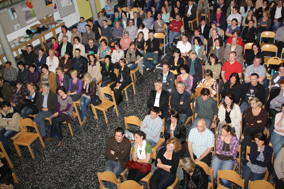 saal.JPG