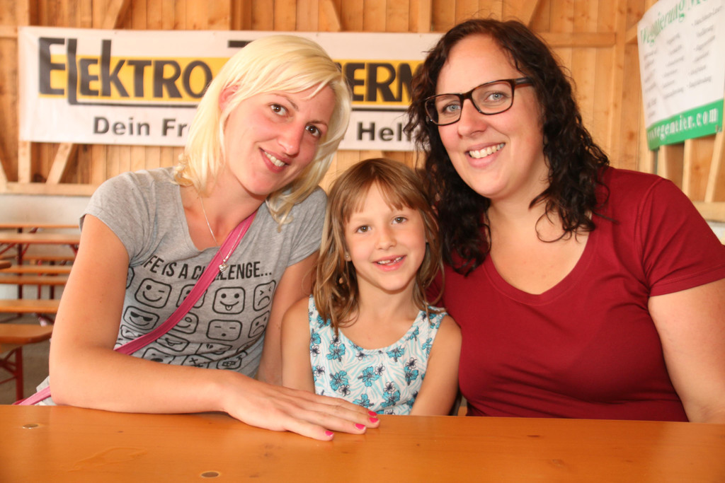 IMG_9010_Marlies Melina und Bettina.JPG