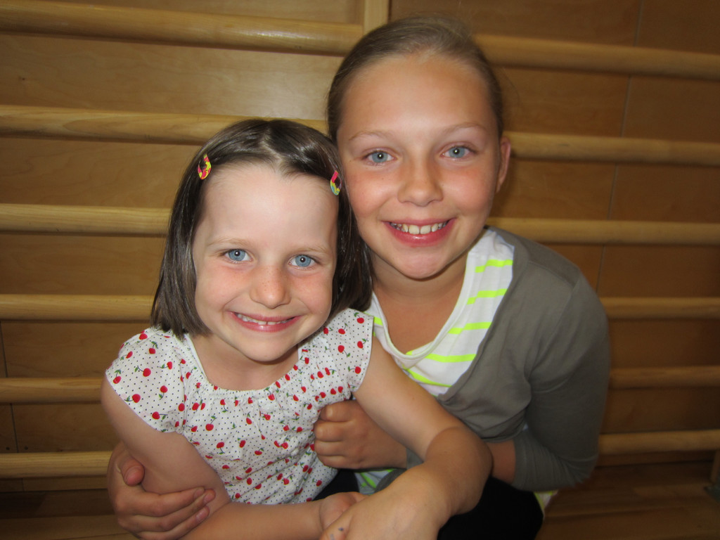 Andrea und Johanna.JPG
