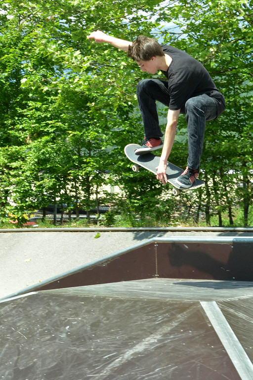 042.jpg