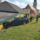 Niederösterreich: Pkw rollte ohne Lenker in Hausmauer