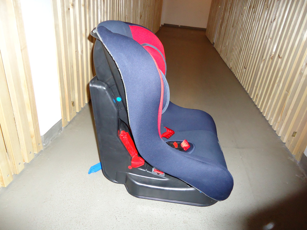 Maxi Cosi3.JPG