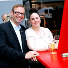 Daniel Steinhofer mit Rebecca Emberson-Borufka.JPG
