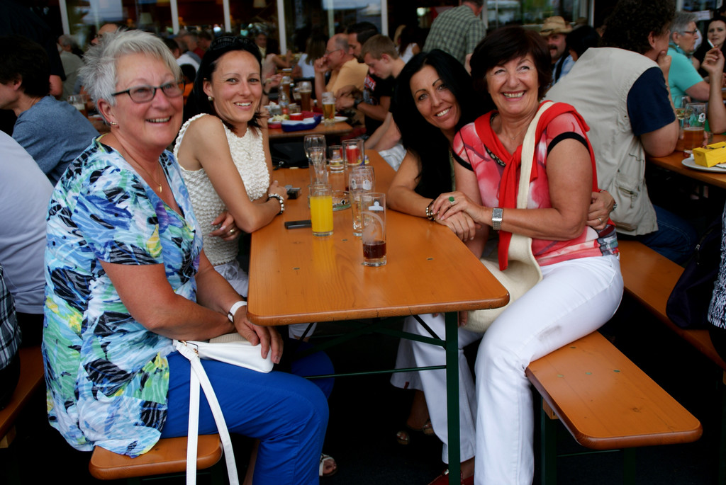 Heidi_ Paula_ Georgetta_ Monika.JPG