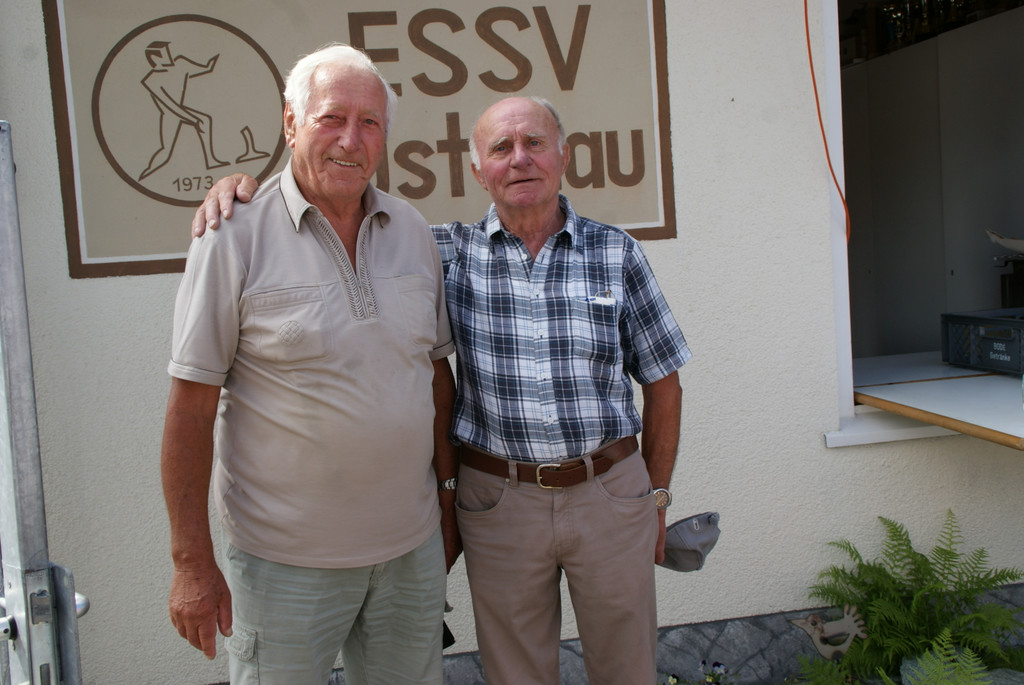 Franz Hellmair_ Otto Weber_ Gr__ndungsmitglieder der eersten Stunde _1973_.JPG