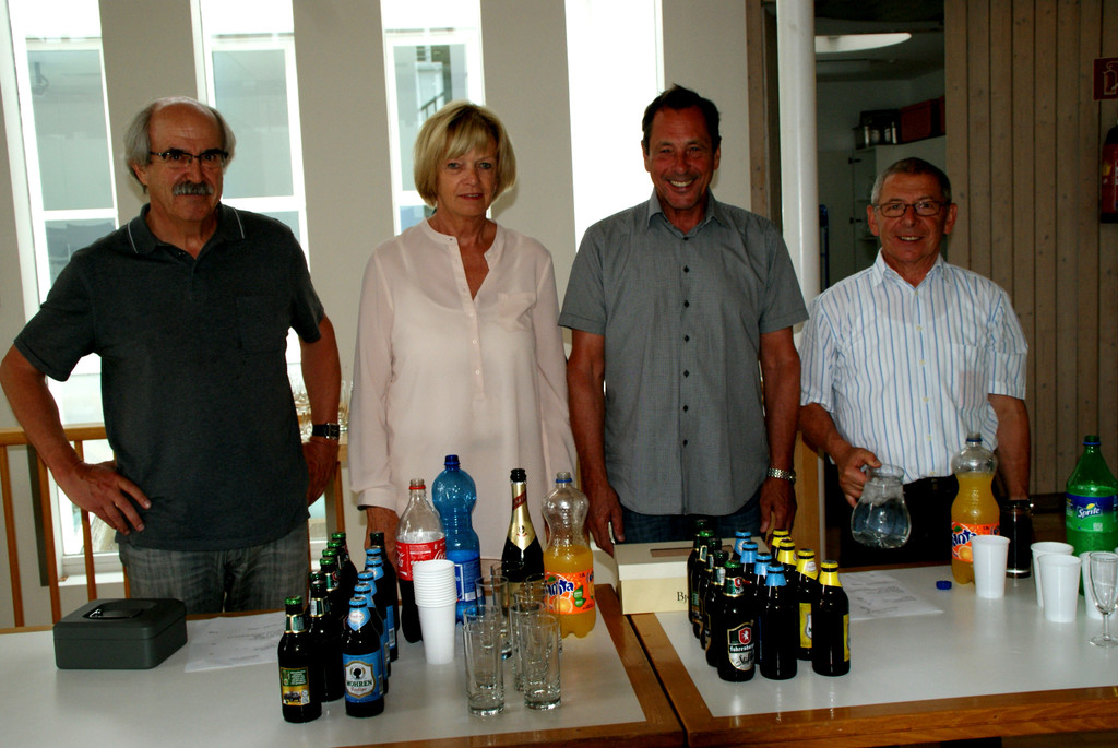 Hannes Leiner_ Maria und Kurt Ebenhoch_ Jakob Lercher vom Gesangverein Klaus.JPG