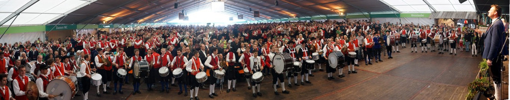 pano festzelt.jpg
