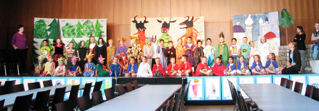 Kindi-Ausstellung 3.jpg