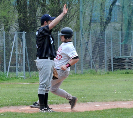 a Baseball Hard 9.jpg