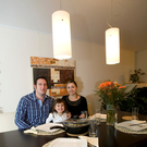 Familie Bösch in ihrem Doppelhaus