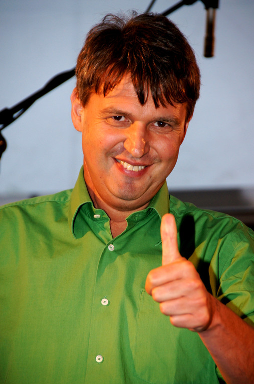 Kurt Fischer_ Daumen hoch zum 100_ Geburtstag.JPG