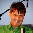 Kurt Fischer_ Daumen hoch zum 100_ Geburtstag.JPG