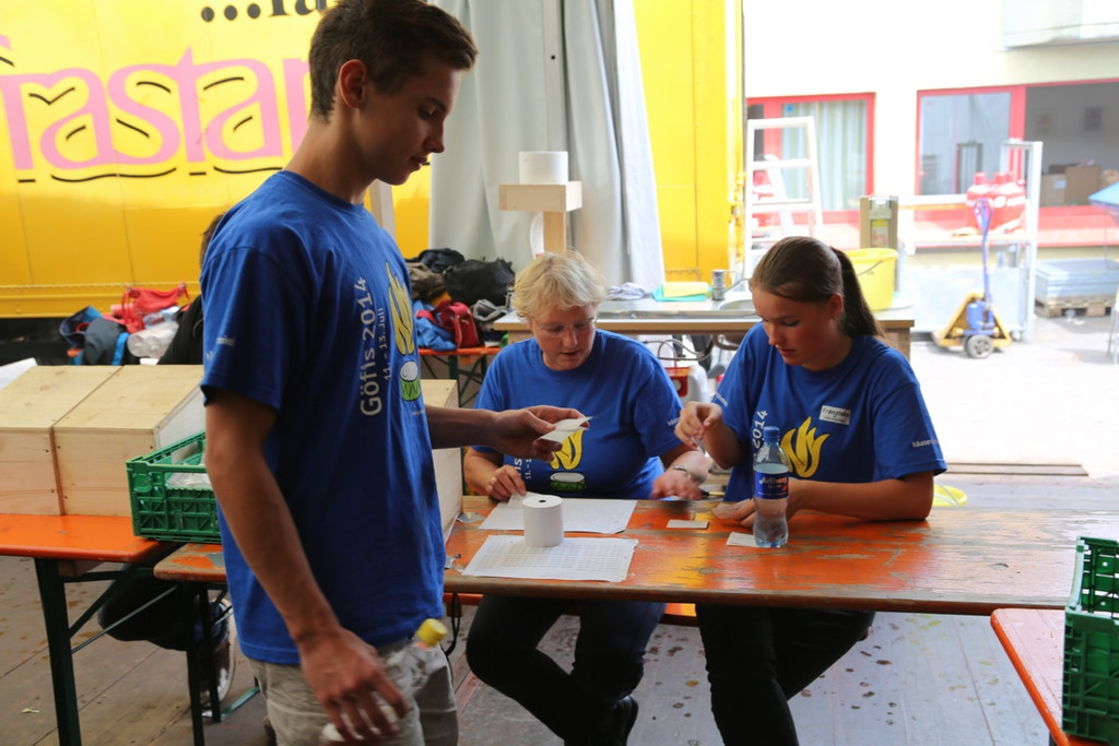KOE_Goefis Zeltfest 2014 9.jpg