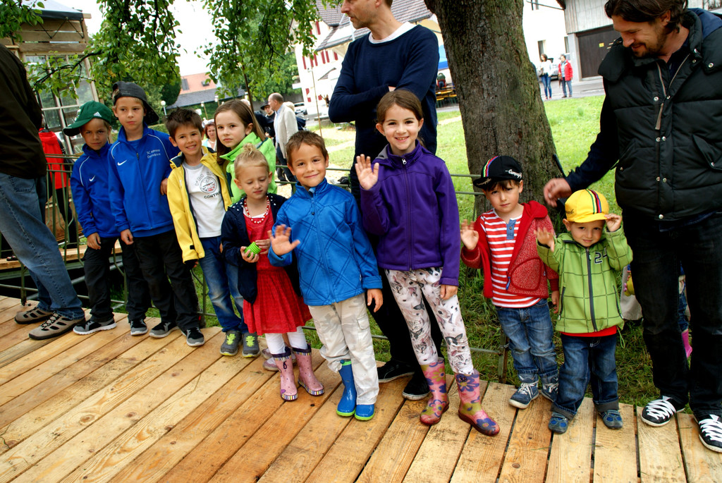 Mit Kind und Kegel zum Feldhotel.JPG