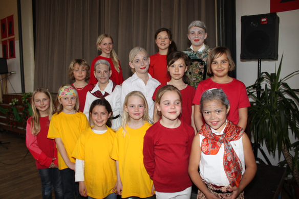 VS Englisch Theater Lochau 2010 _6__jpg-1272123529